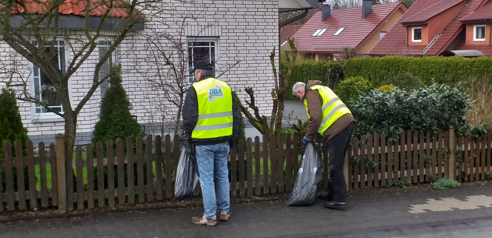 Einige der fleiigen Helfer bei der Arbeit